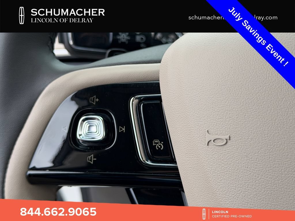 Used 2024 Lincoln Corsair FWD image 23