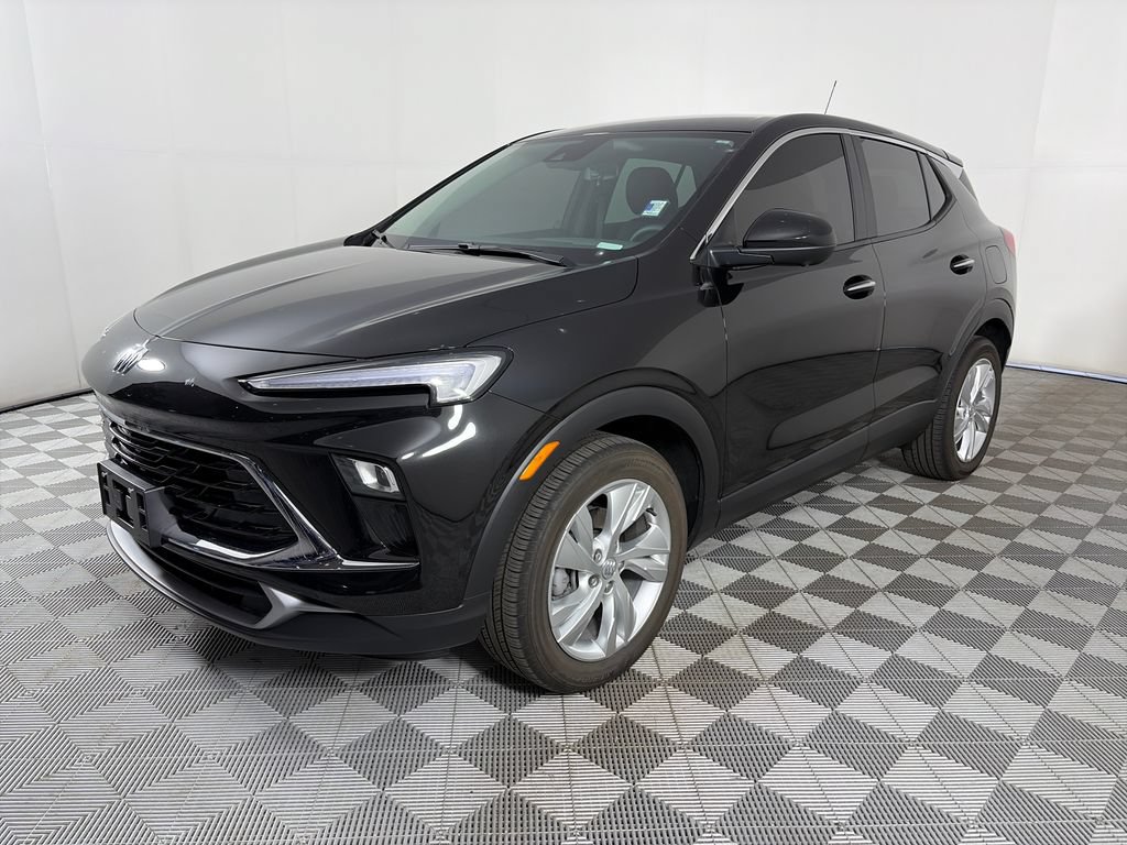 Used 2025 Buick Encore GX Preferred w/ Advanced Technology Package FWD image 3