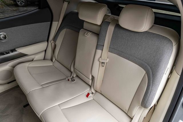 Used 2024 Genesis GV60 RWD image 24