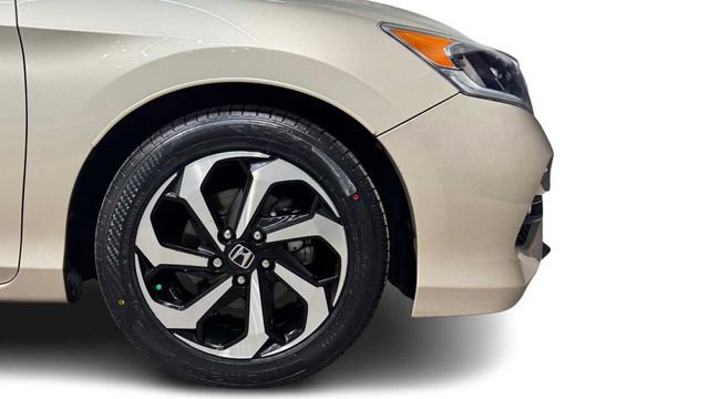 Used 2017 Honda Accord EX-L image 8