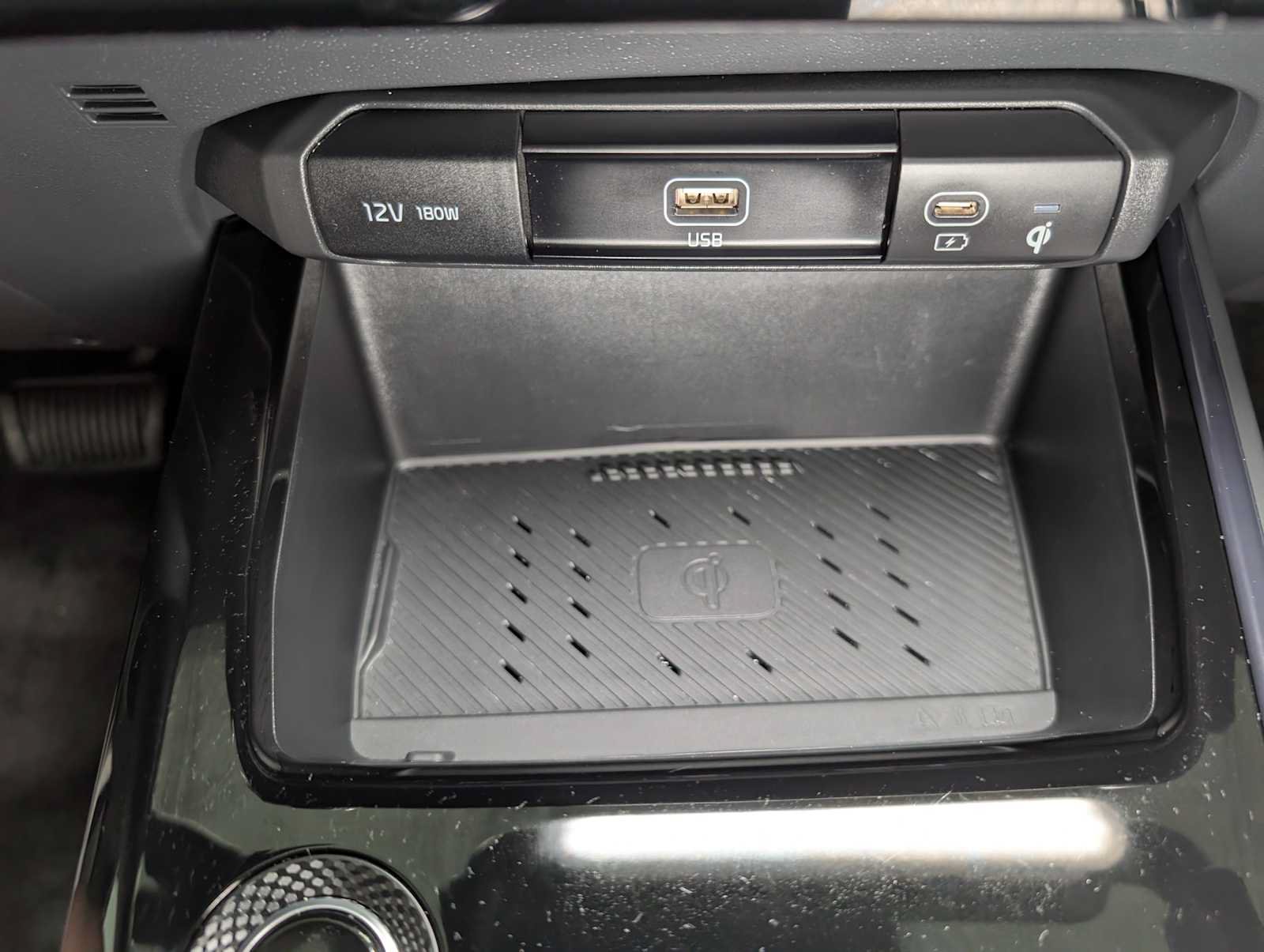 Used 2024 Kia Niro EX FWD image 29