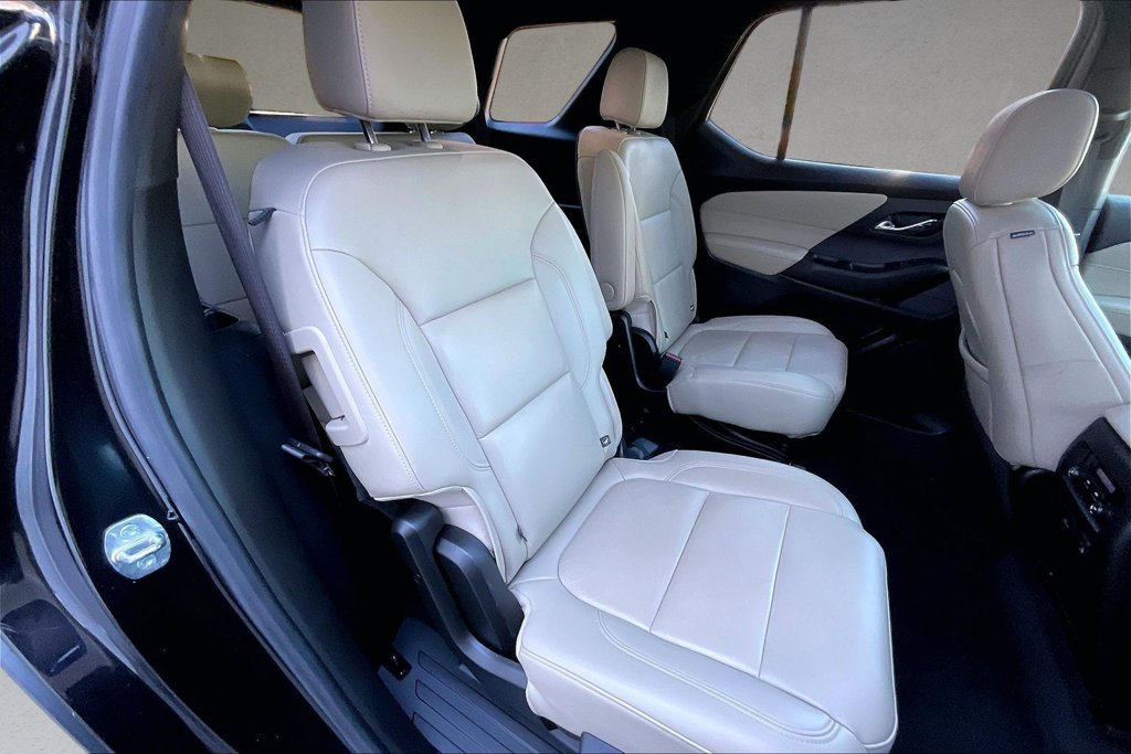 Used 2022 Chevrolet Traverse LT w/ LT Premium Package AWD/4WD image 26
