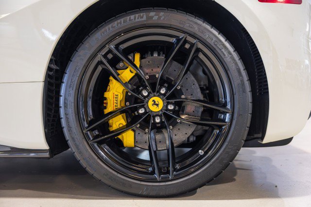 Used 2018 Ferrari 488 Spider image 47