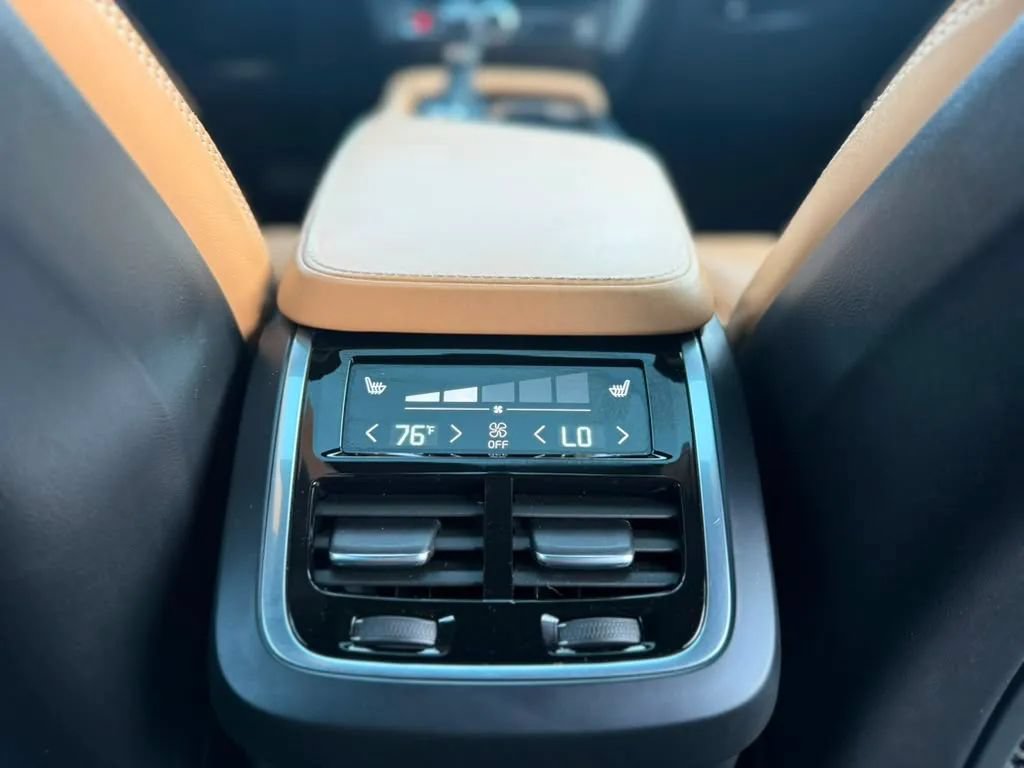 Used 2017 Volvo S90 T6 Inscription w/ Vision Package AWD/4WD image 19