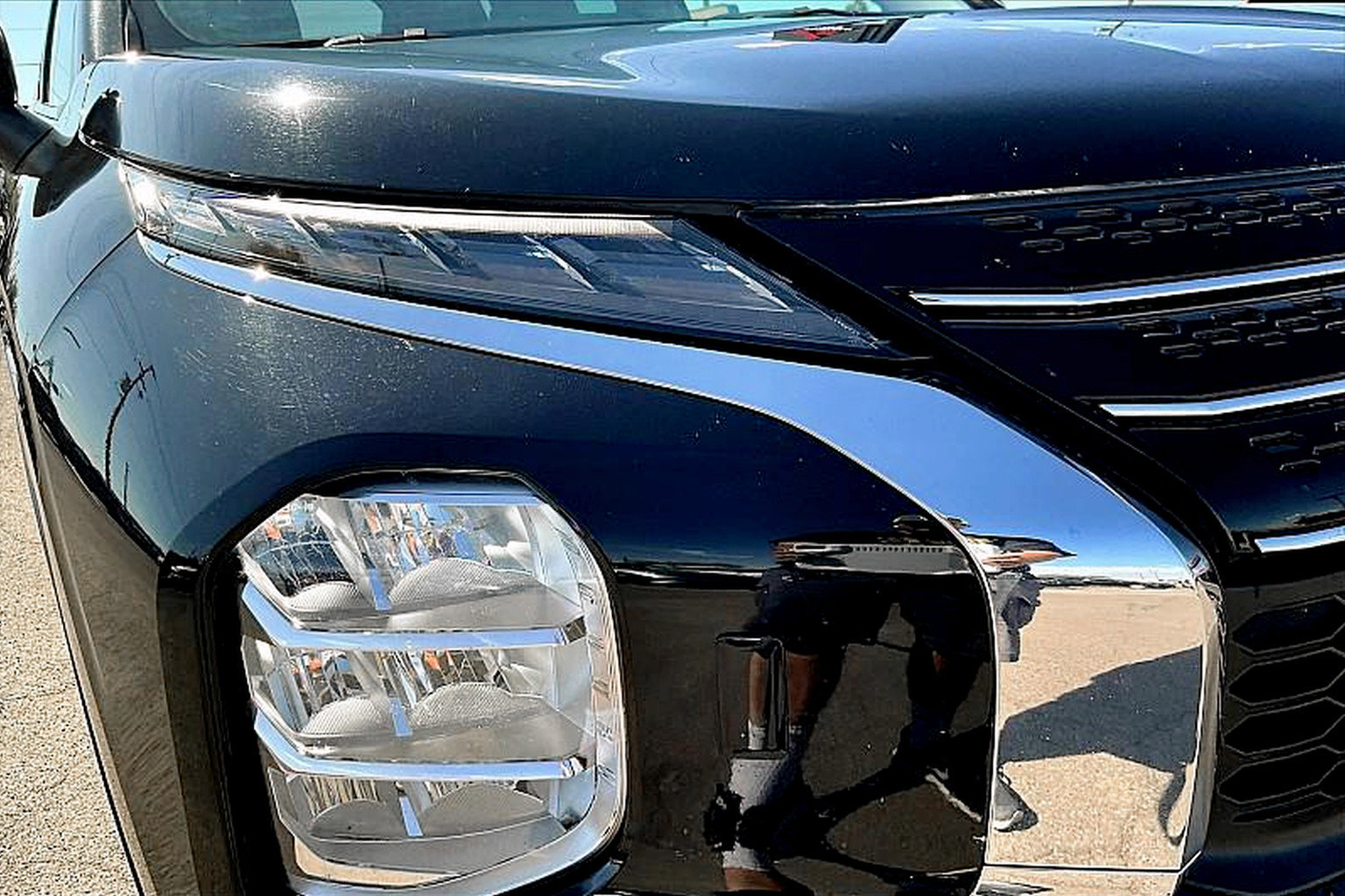 Used 2023 Mitsubishi Outlander SE image 28