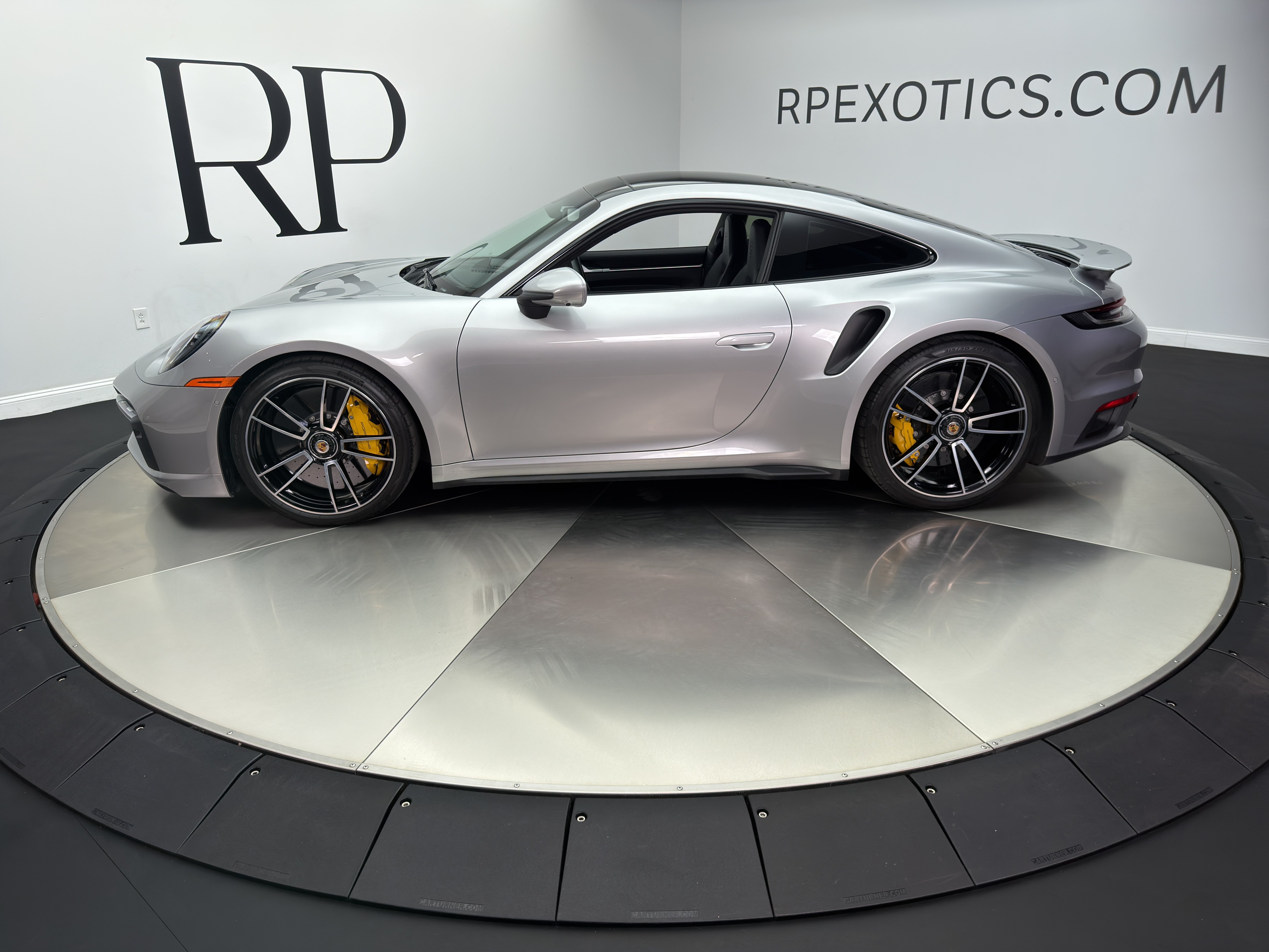 Used 2022 Porsche 911 GT3 RS AWD/4WD image 3