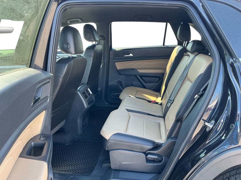 Used 2021 Volkswagen Atlas Cross Sport SE image 21