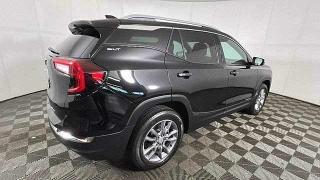 Used 2023 GMC Terrain SLT w/ Infotainment Package II AWD/4WD image 2