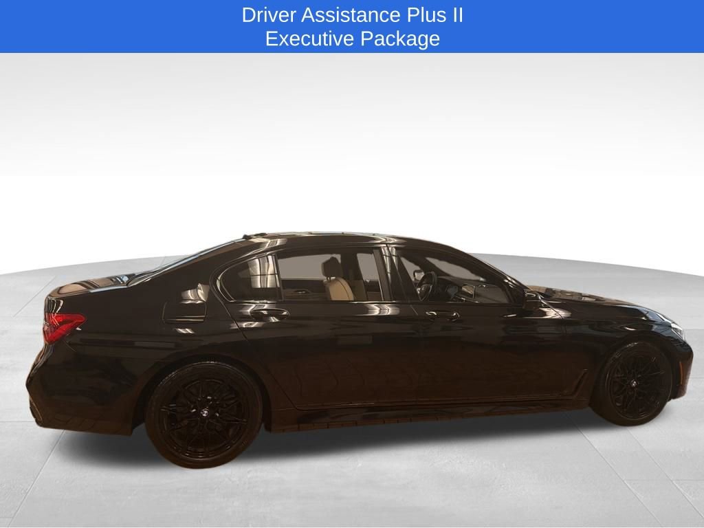 Used 2017 BMW 750i xDrive image 5