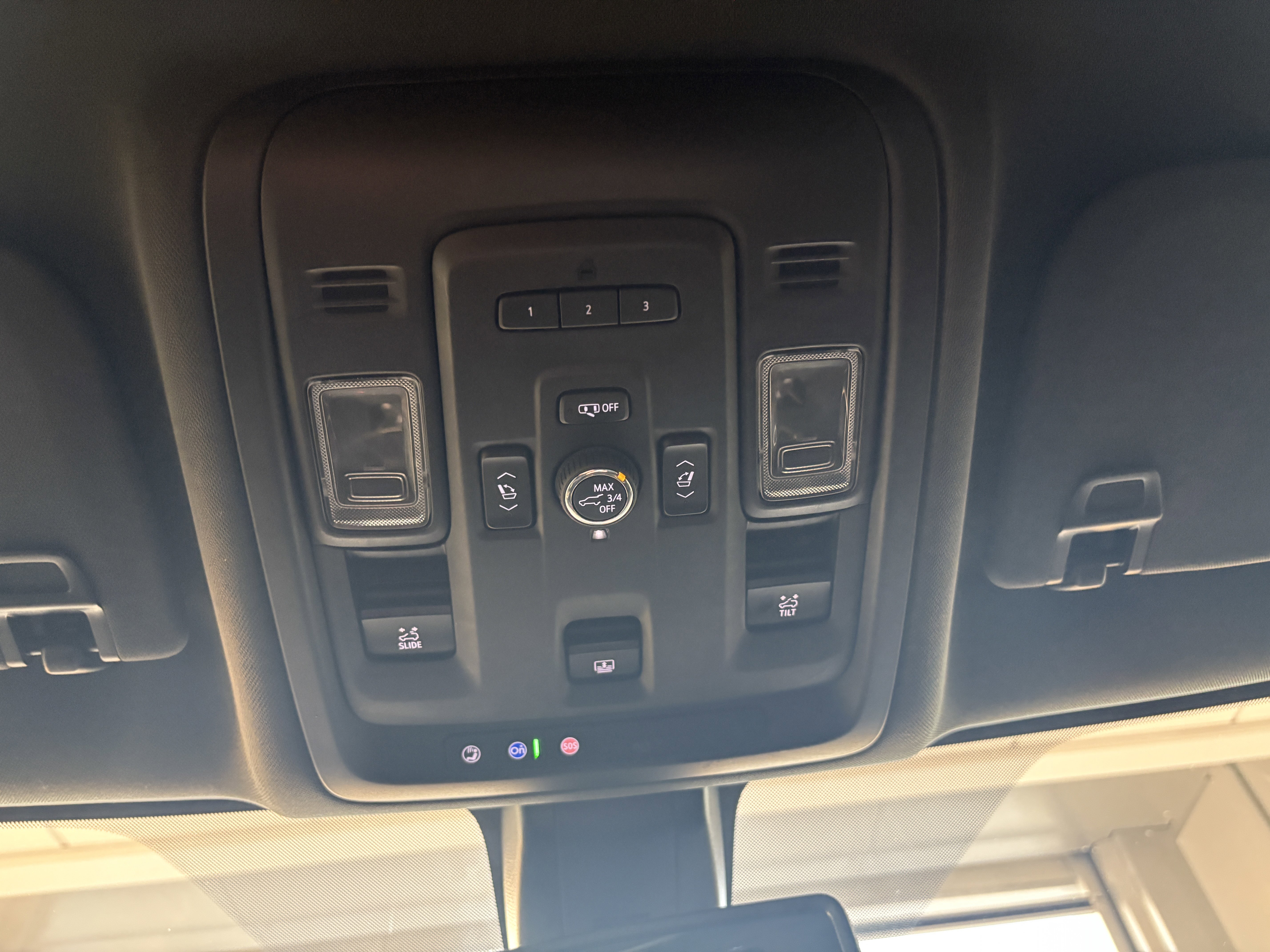 Used 2021 Chevrolet Suburban RST w/ Luxury Package image 20