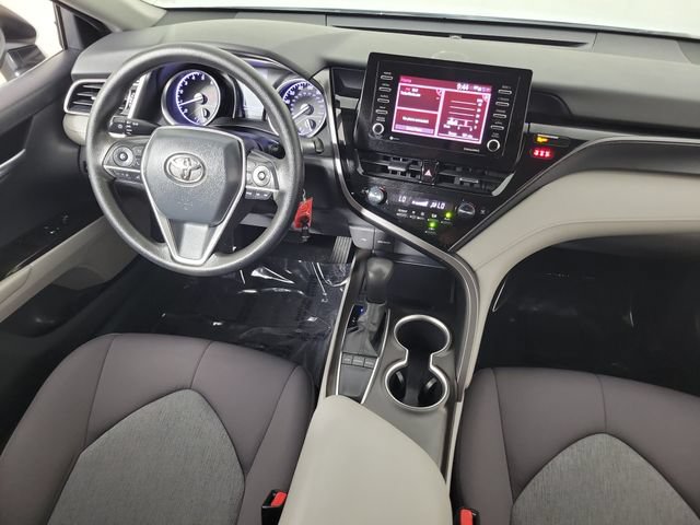Used 2022 Toyota Camry LE FWD image 15