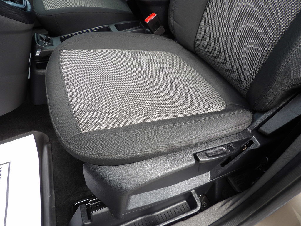 Used 2020 Ford Transit Connect XL FWD image 26