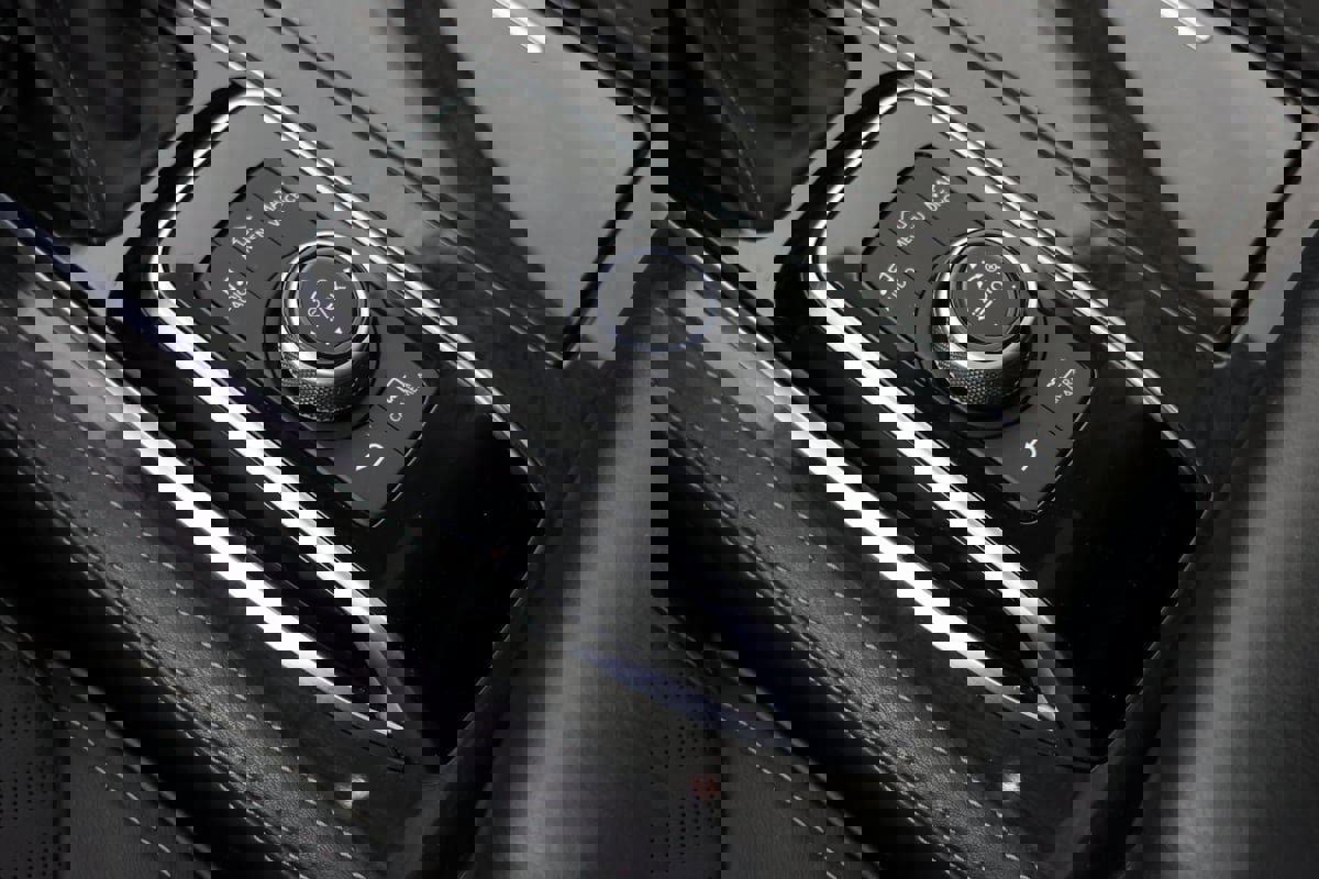 Used 2024 INFINITI QX80 Luxe image 26