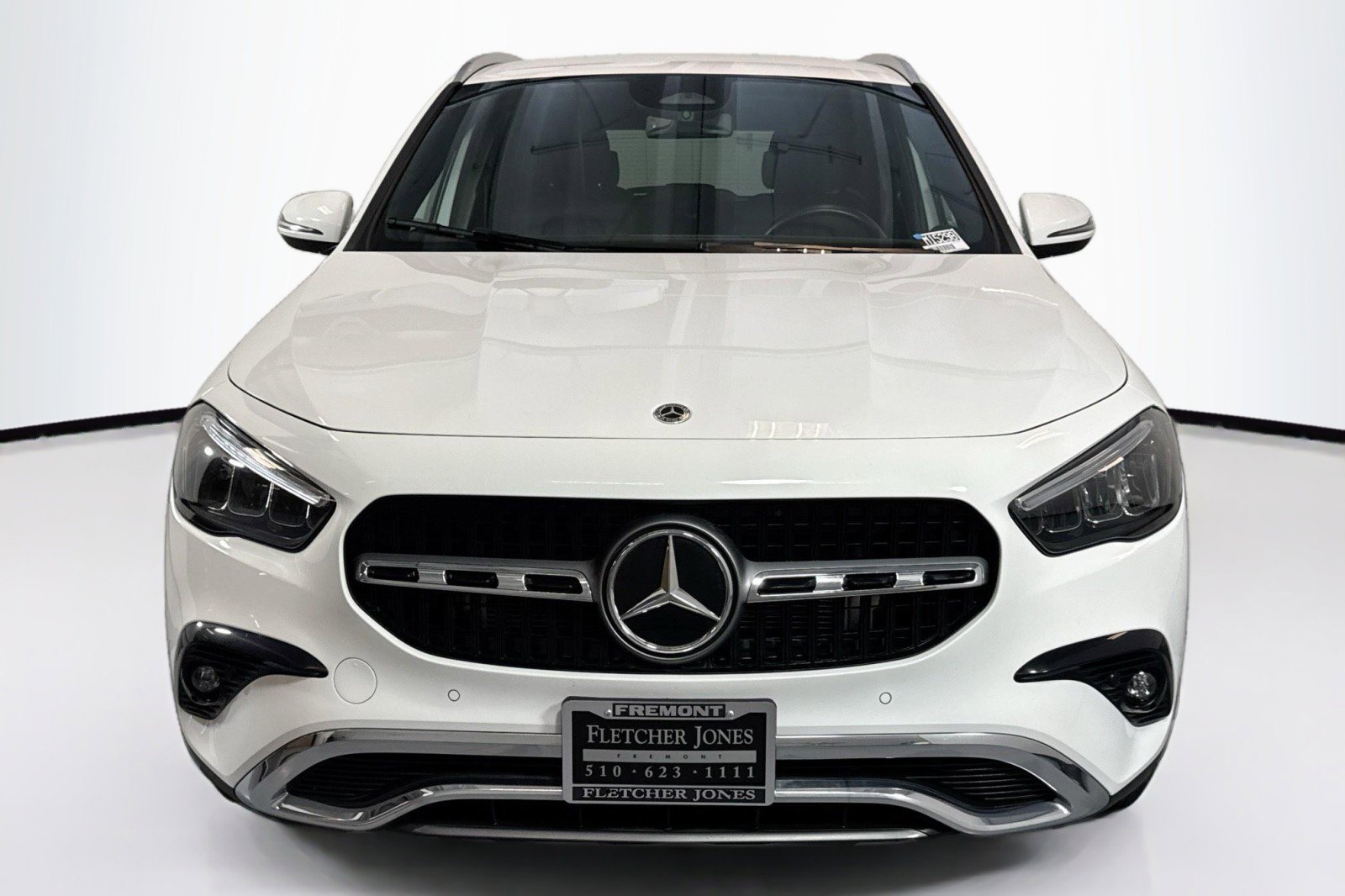 Used 2025 Mercedes-Benz GLA 250 4MATIC w/ Winter Package image 2