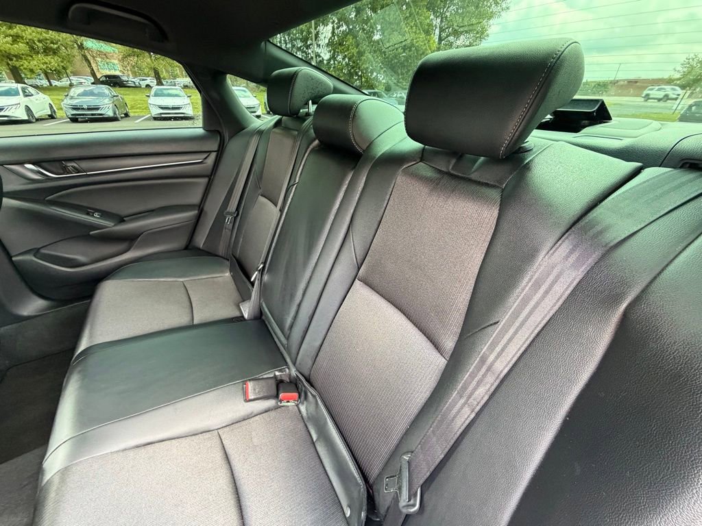 Used 2020 Honda Accord Sport image 8