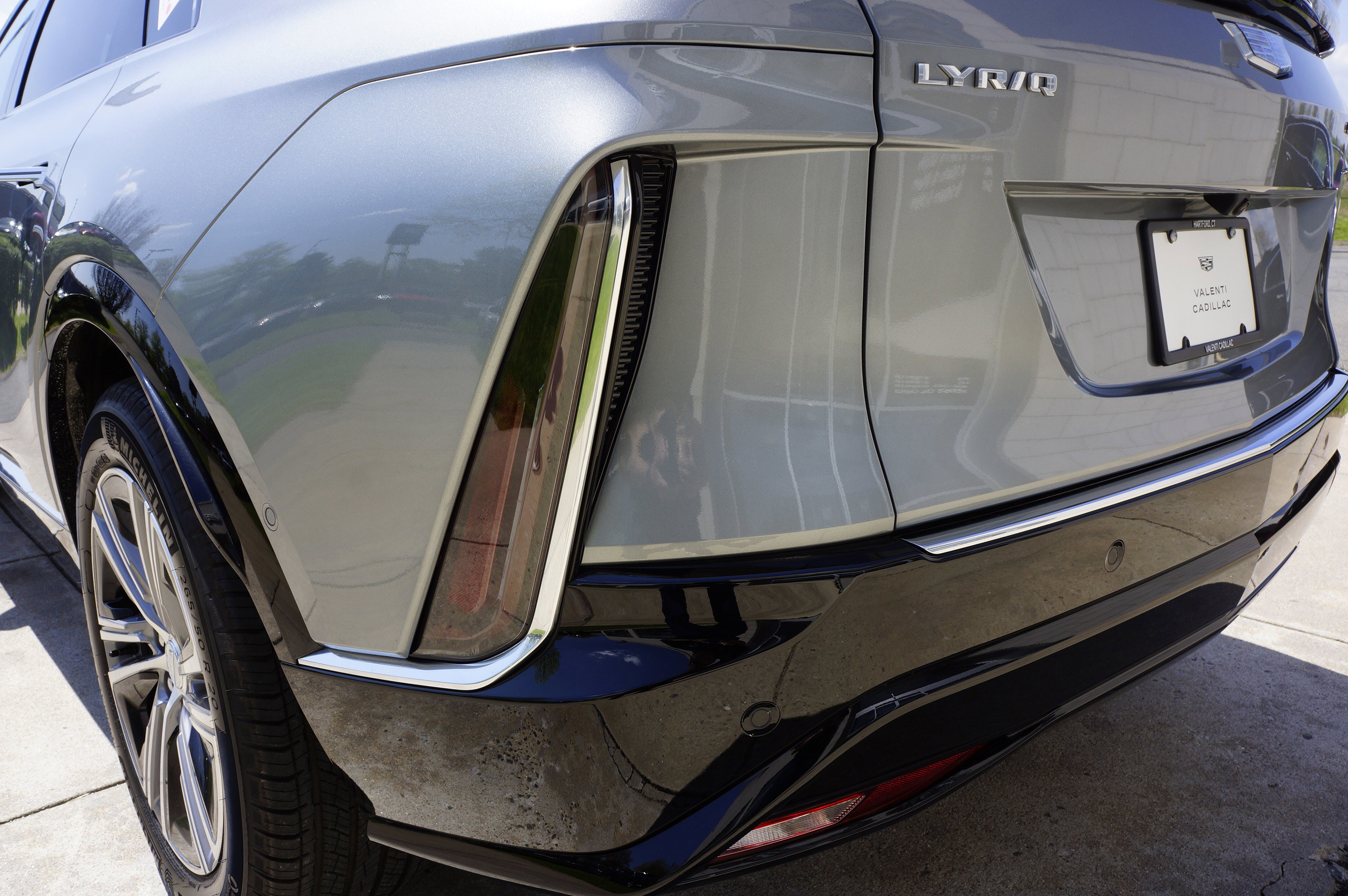 Used 2024 Cadillac Lyriq Tech image 21