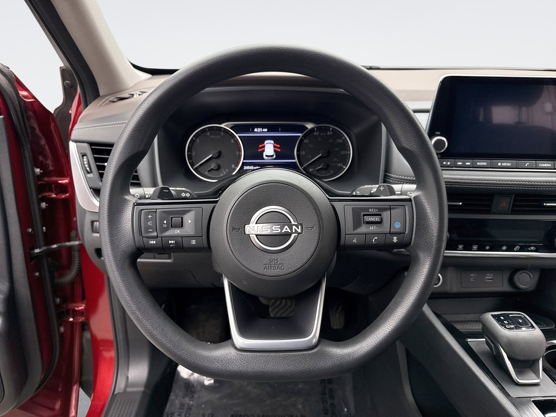 Used 2023 Nissan Rogue SV image 12