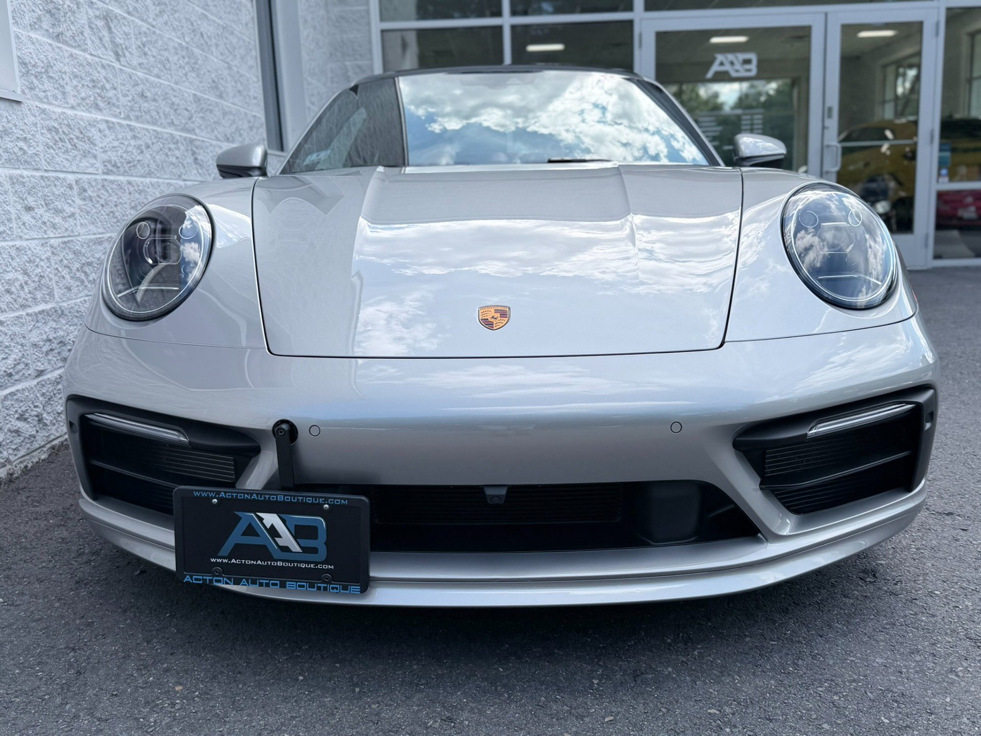 Used 2023 Porsche 911 Carrera S RWD image 16
