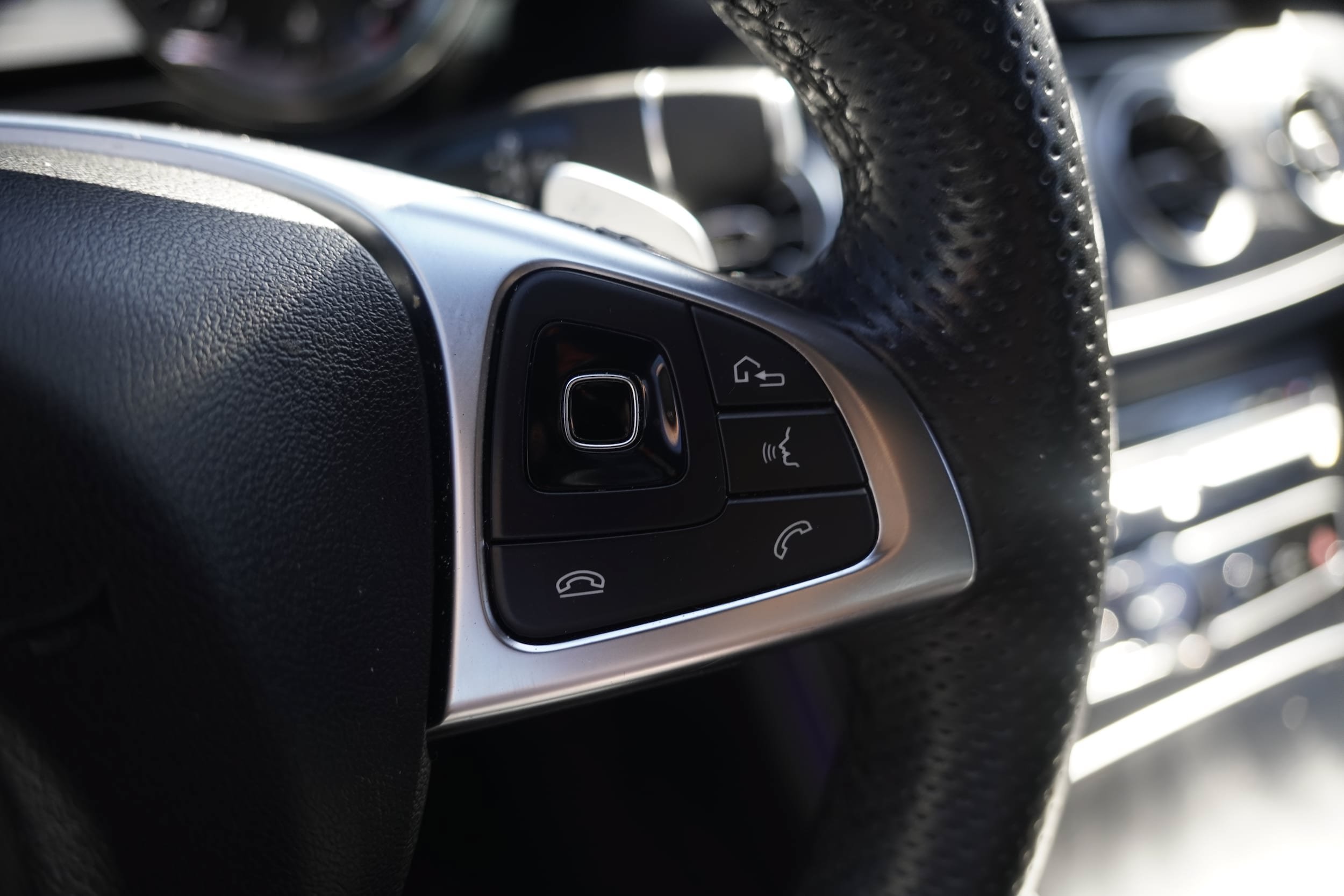 Used 2018 Mercedes-Benz E 400 Coupe w/ Premium 1 Package image 20