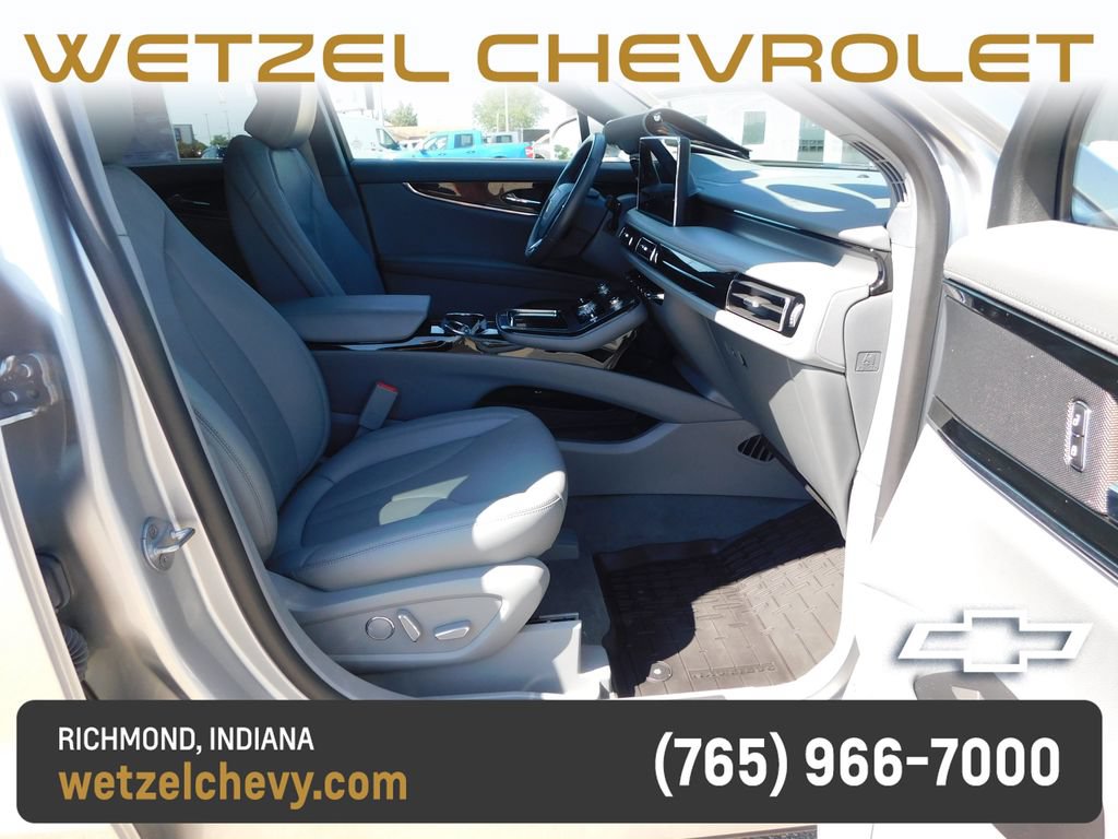 Used 2023 Lincoln Nautilus Reserve AWD/4WD image 18