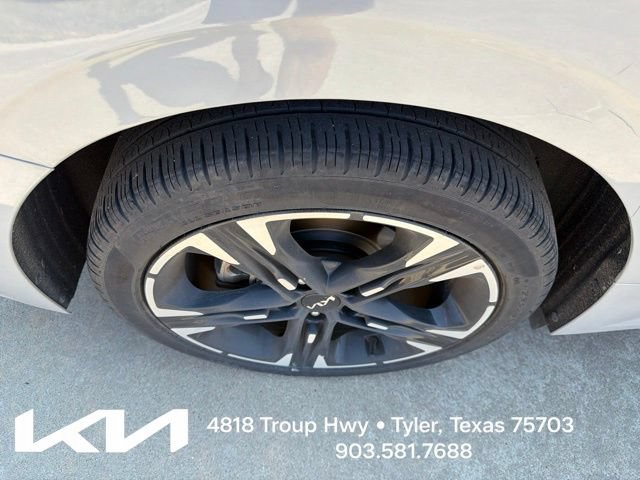 Certified 2024 Kia K5 GT-Line w/ GT-Line Premium Package FWD image 12