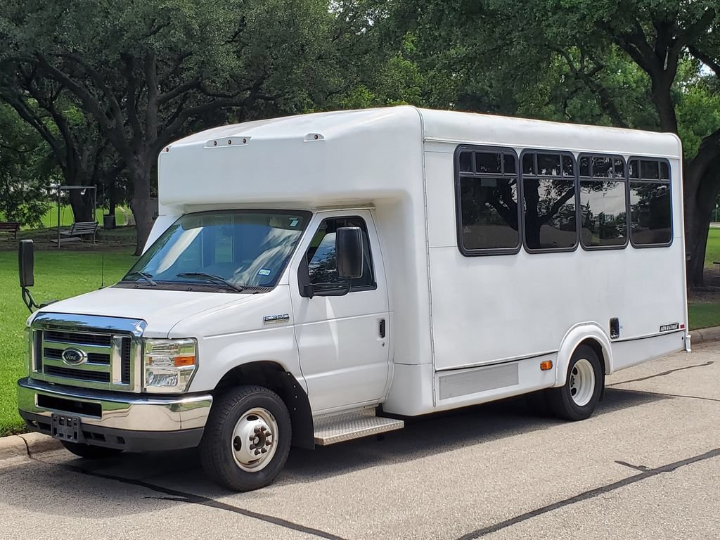 Used 2016 Ford E-350 and Econoline 350 Super Duty w/ Shuttle Bus Prep Package RWD image 50