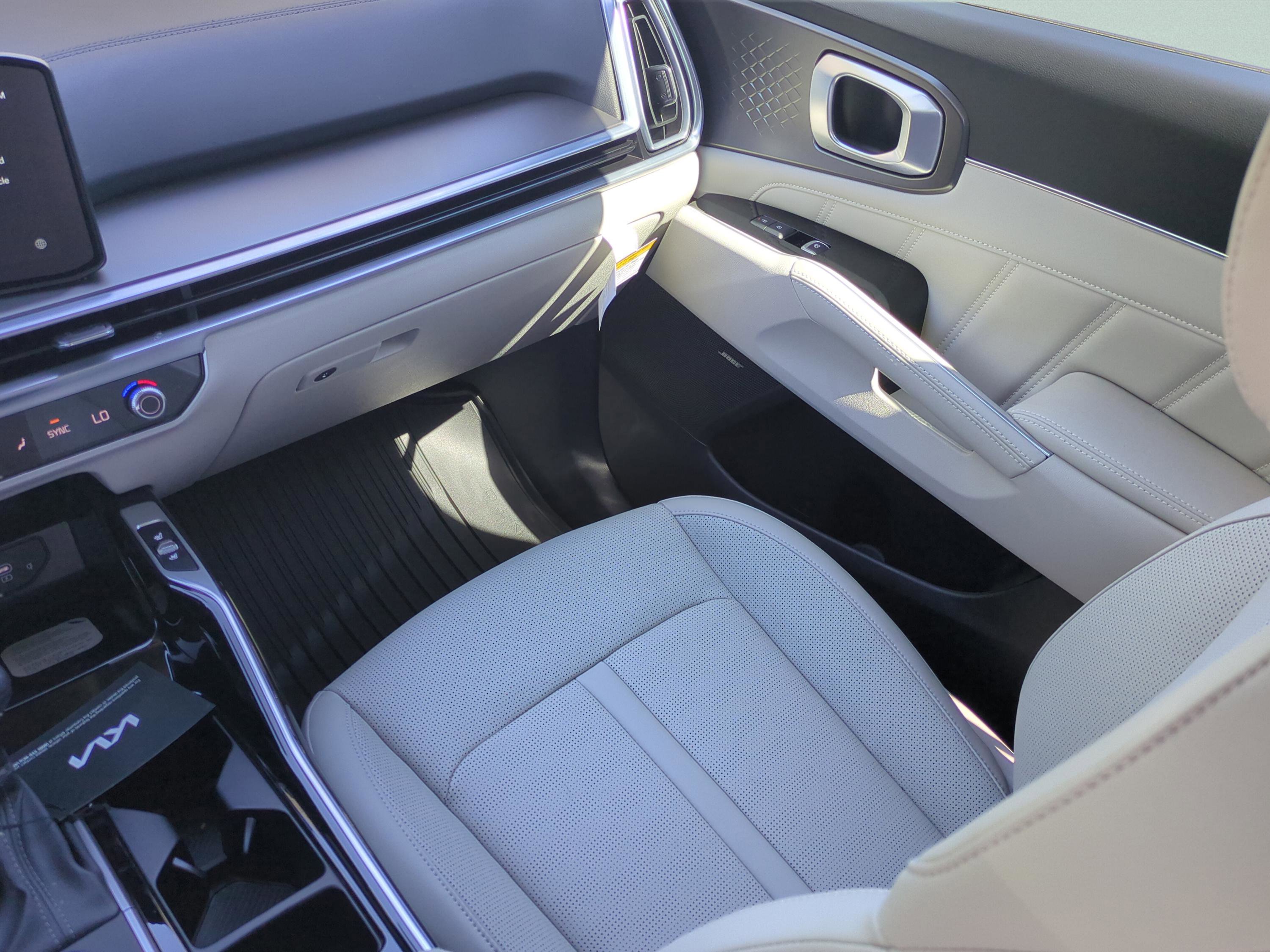 New 2026 Kia Sorento SX image 16