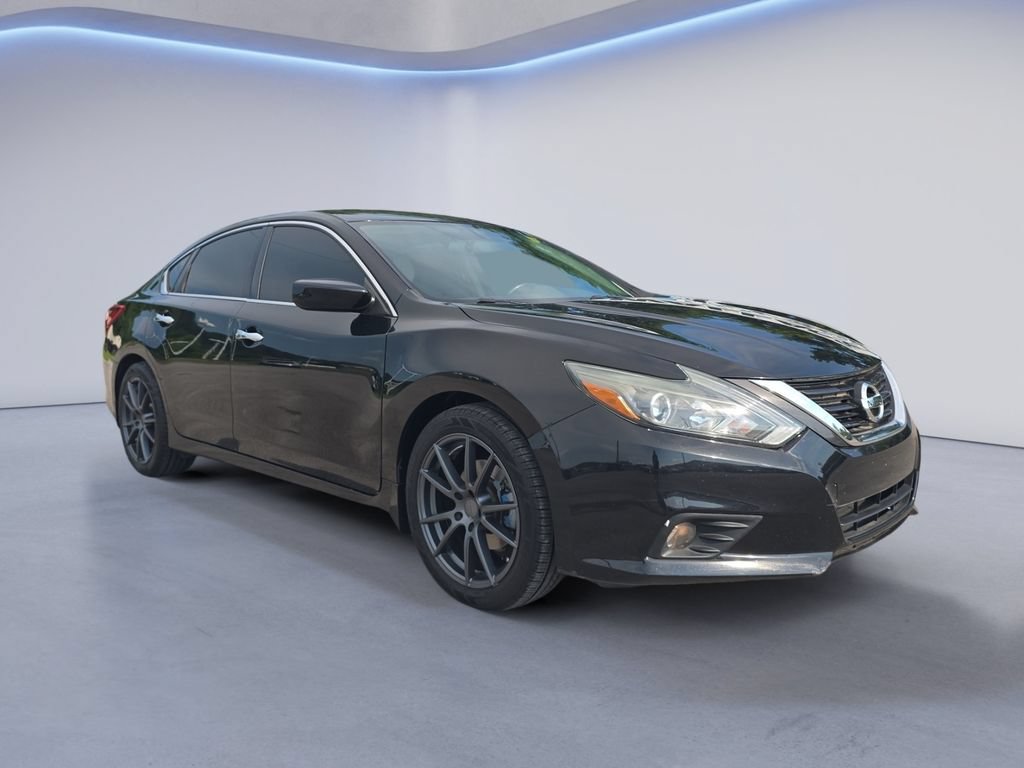Used 2018 Nissan Altima 2.5 SR w/ SR Special Edition FWD image 8