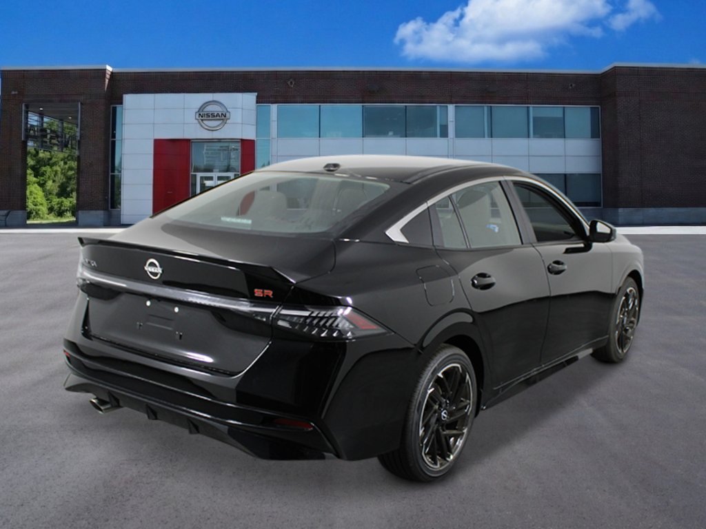 New 2027 Nissan Sentra SR FWD image 5