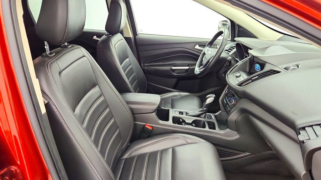 Used 2019 Ford Escape SEL FWD image 22