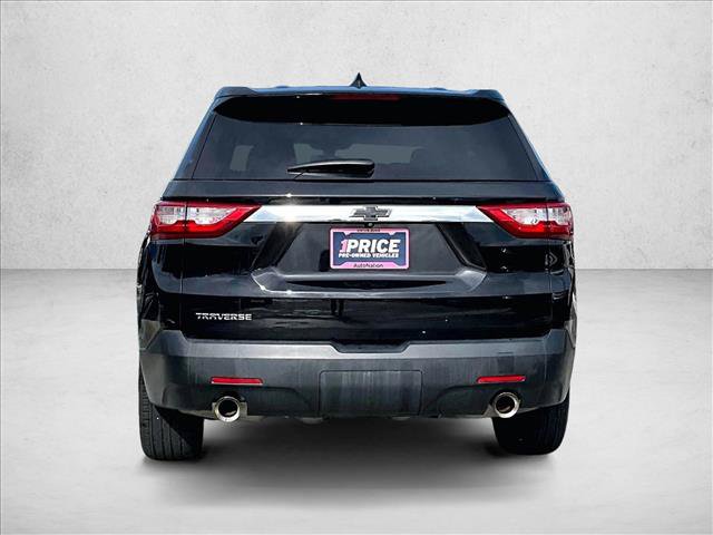 Used 2020 Chevrolet Traverse LS w/ LPO, Black Accent Package FWD image 4