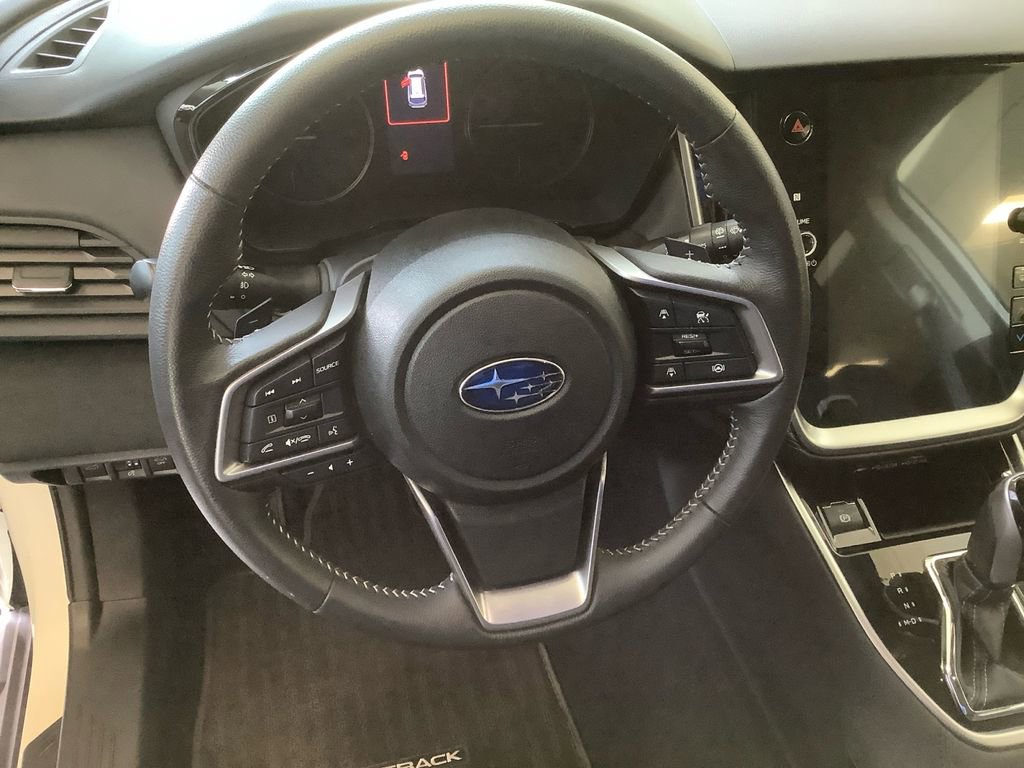 Certified 2025 Subaru Outback Premium image 9