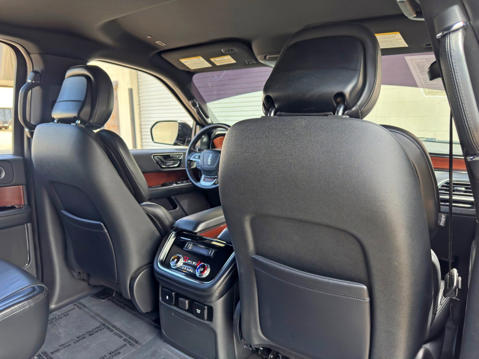 Used 2020 Lincoln Navigator L 4WD image 36