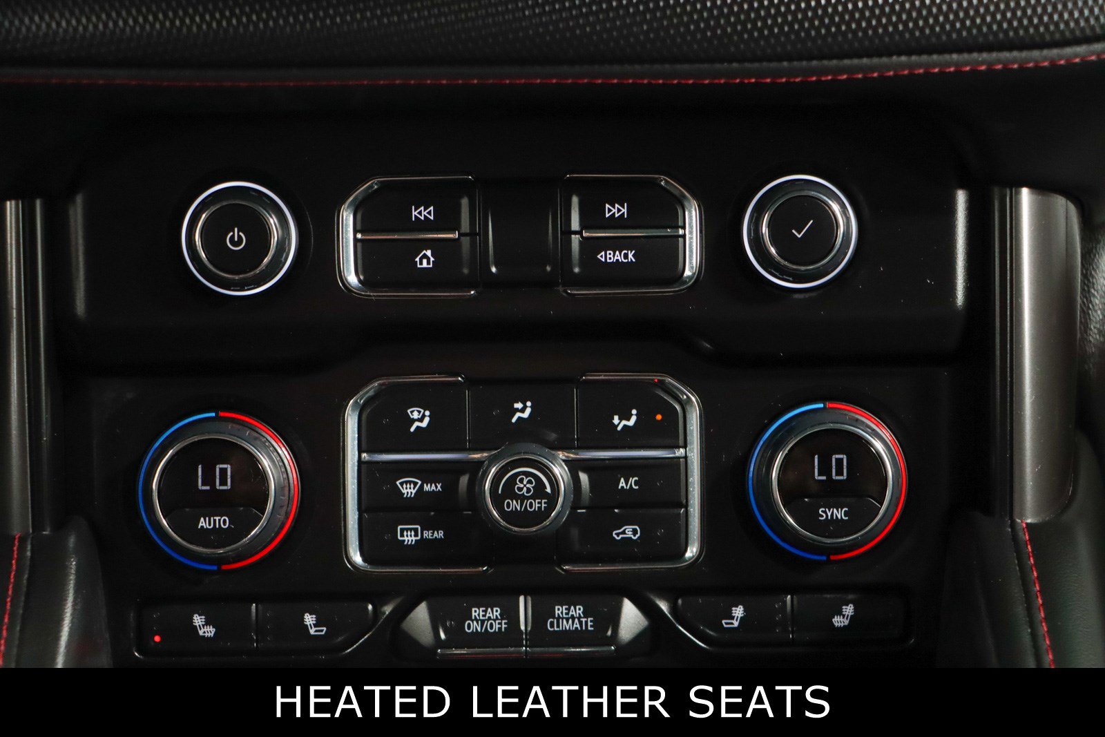 Used 2024 Chevrolet Suburban RST w/ Luxury Package image 21