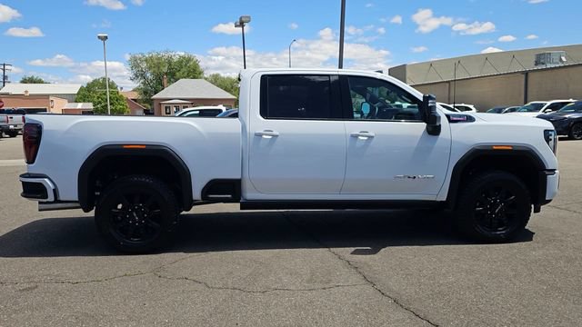 New 2026 GMC Sierra 2500 AT4 w/ AT4 Premium Plus Package AWD/4WD image 10