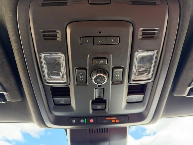 Certified 2023 GMC Yukon Denali Ultimate image 24