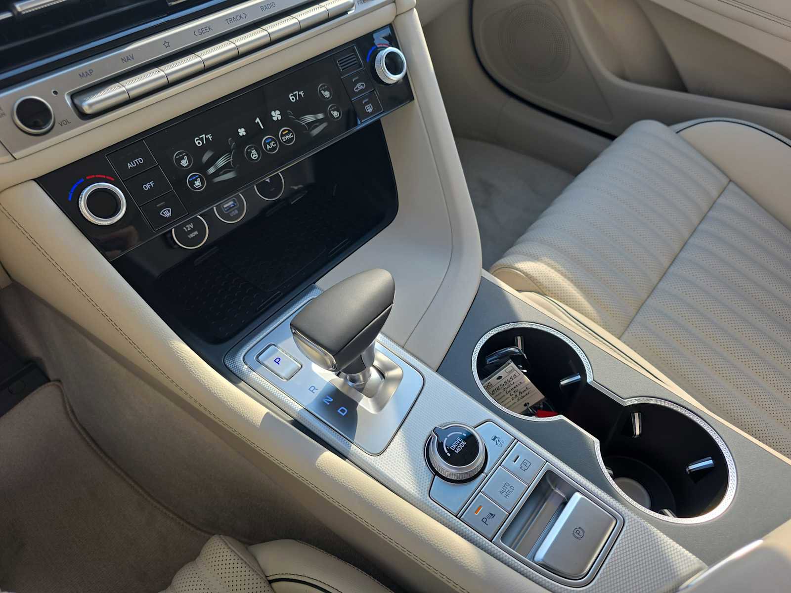 New 2026 Genesis G70 2.5T Prestige image 13