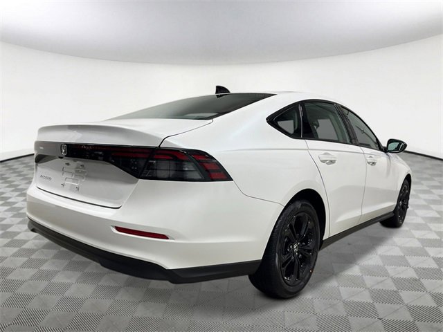 New 2025 Honda Accord SE image 6
