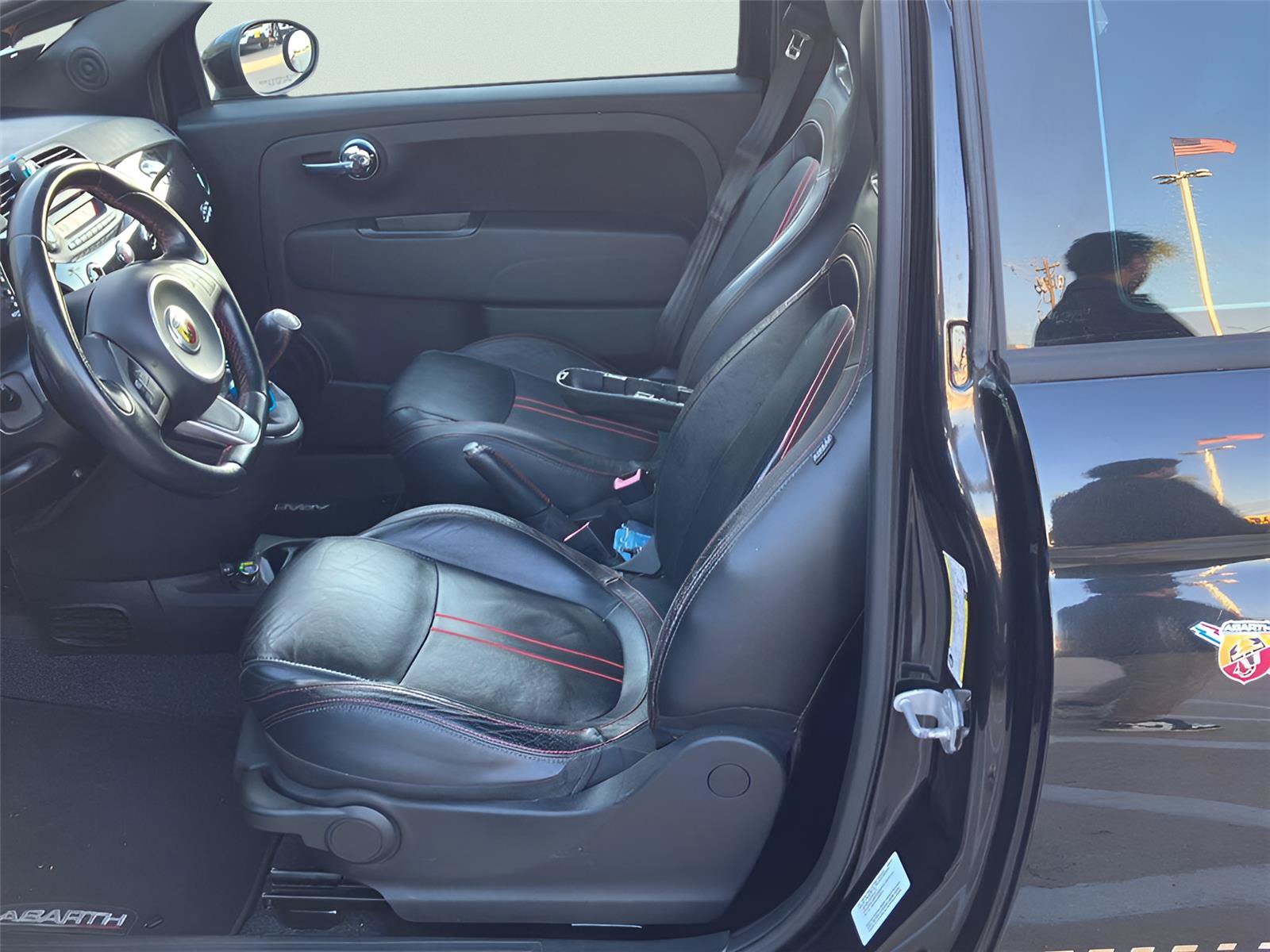 Used 2013 FIAT 500 Abarth w/ Comfort/Convenience Group FWD image 3