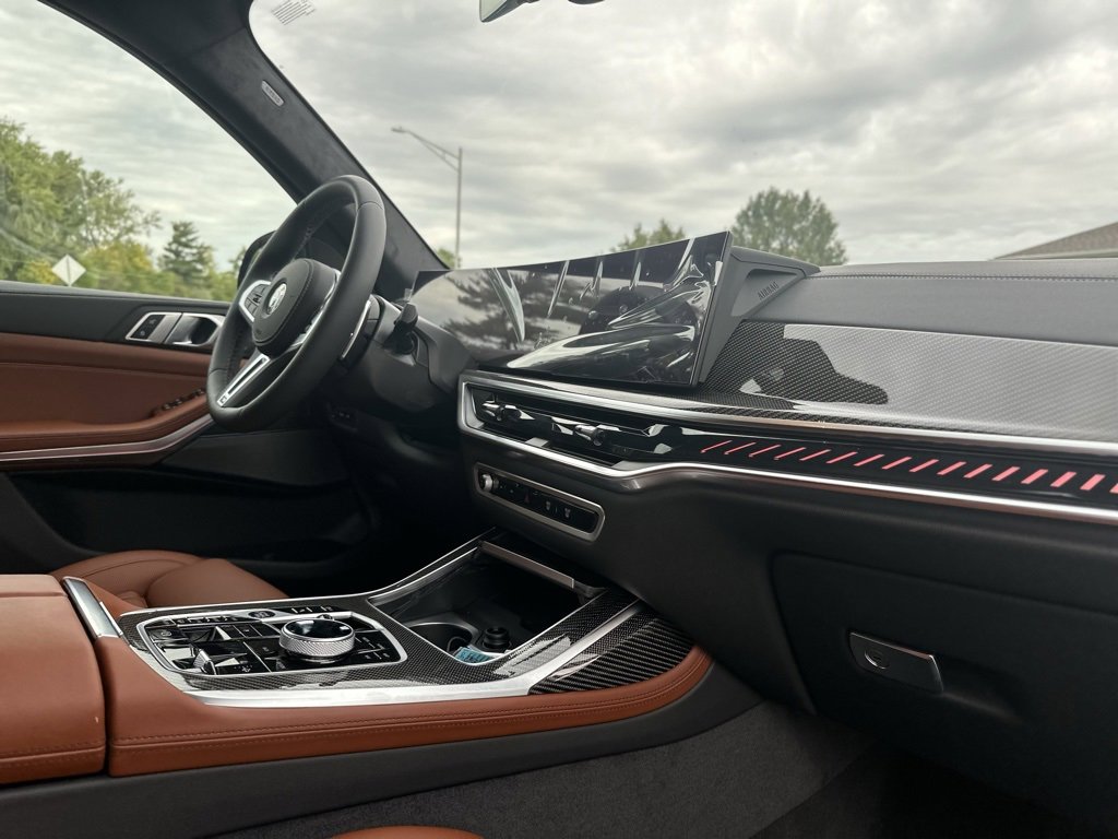 New 2026 BMW X7 M60i image 29
