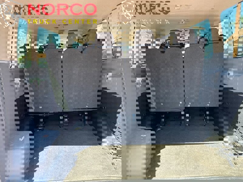 Used 2016 Ford Transit 350 XLT image 11