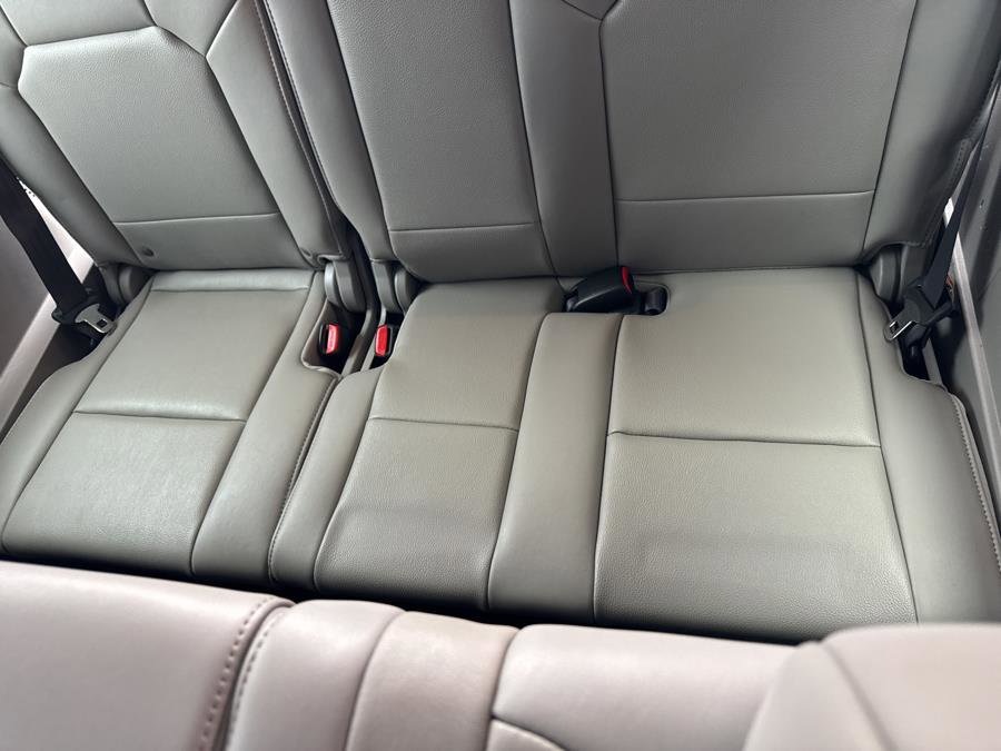 Used 2011 Honda Pilot EX-L image 16