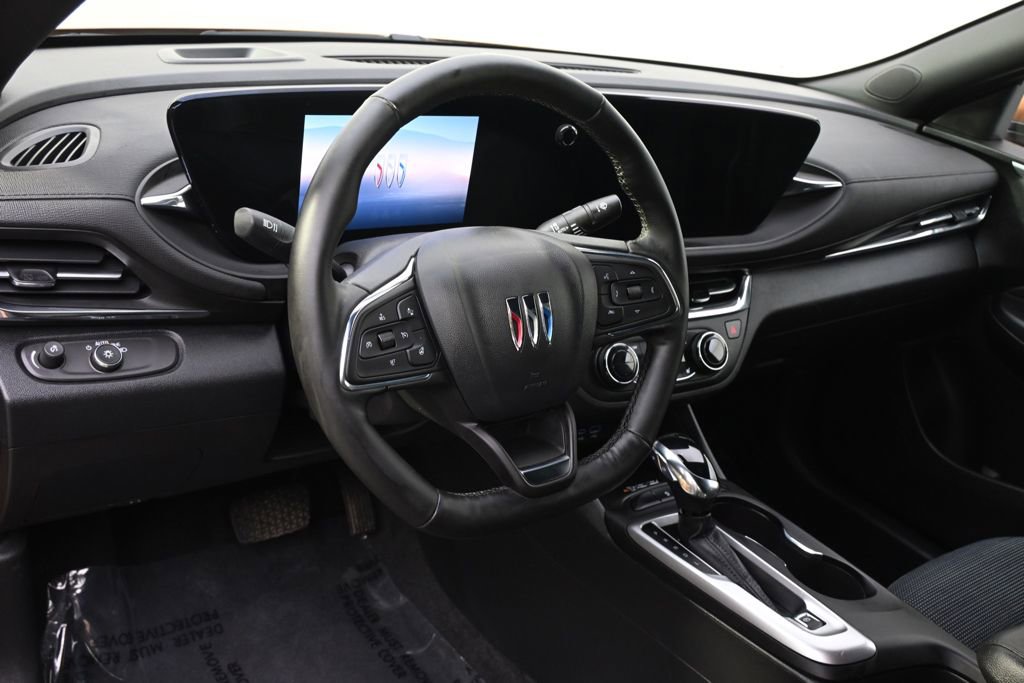 Used 2025 Buick Envista Preferred w/ Convenience I Package FWD image 7