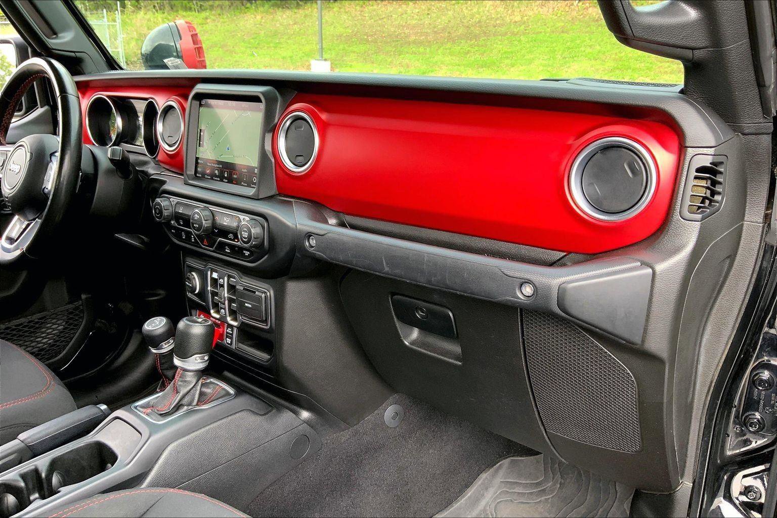 Used 2022 Jeep Gladiator Rubicon w/ Trailer Tow Package AWD/4WD image 15