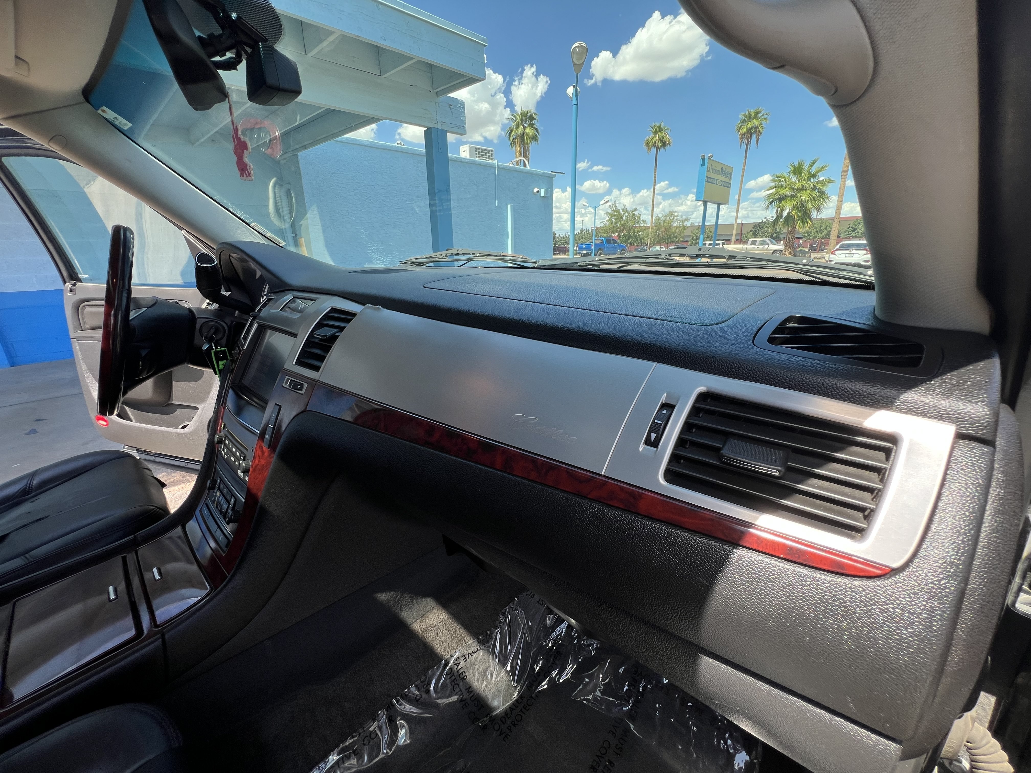 Used 2013 Cadillac Escalade ESV Premium AWD/4WD image 18