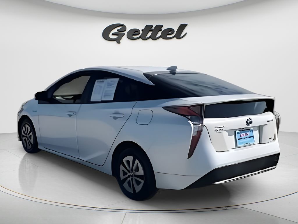 Used 2016 Toyota Prius Two image 6
