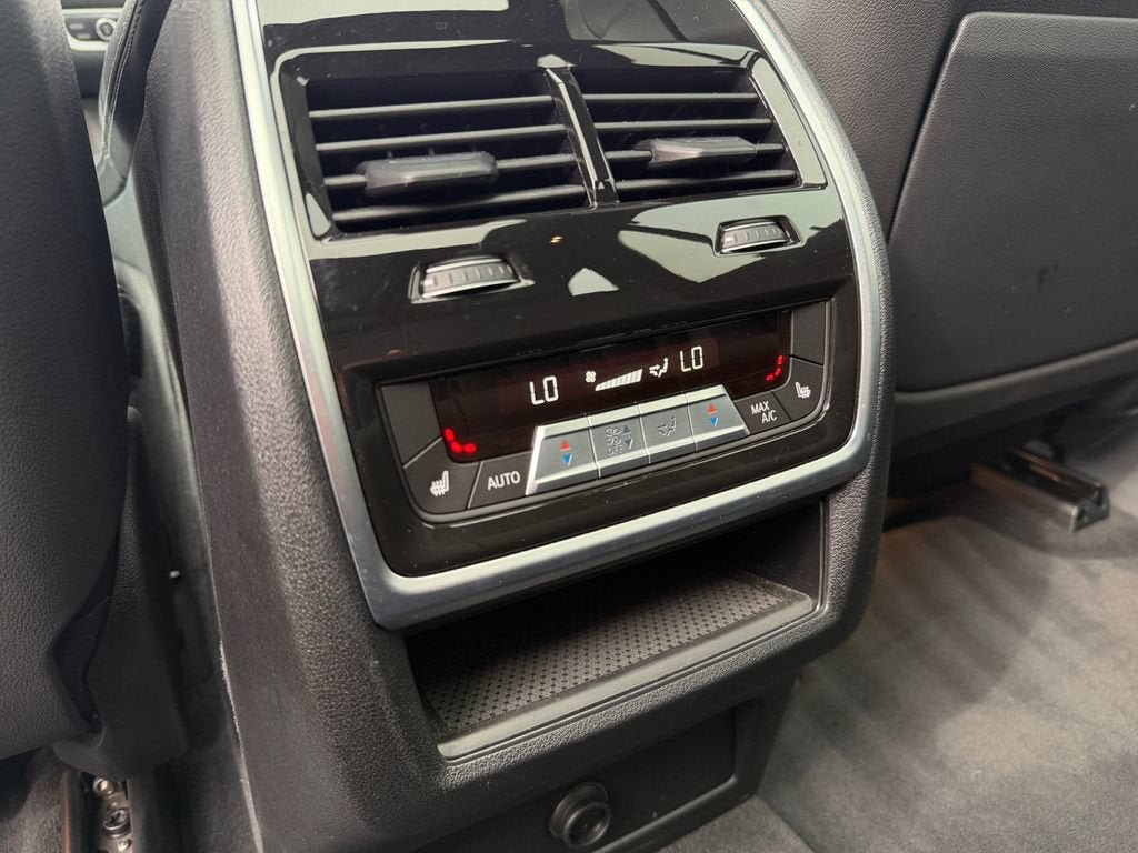 Used 2022 BMW X5 M50i w/ Executive Package AWD/4WD image 32