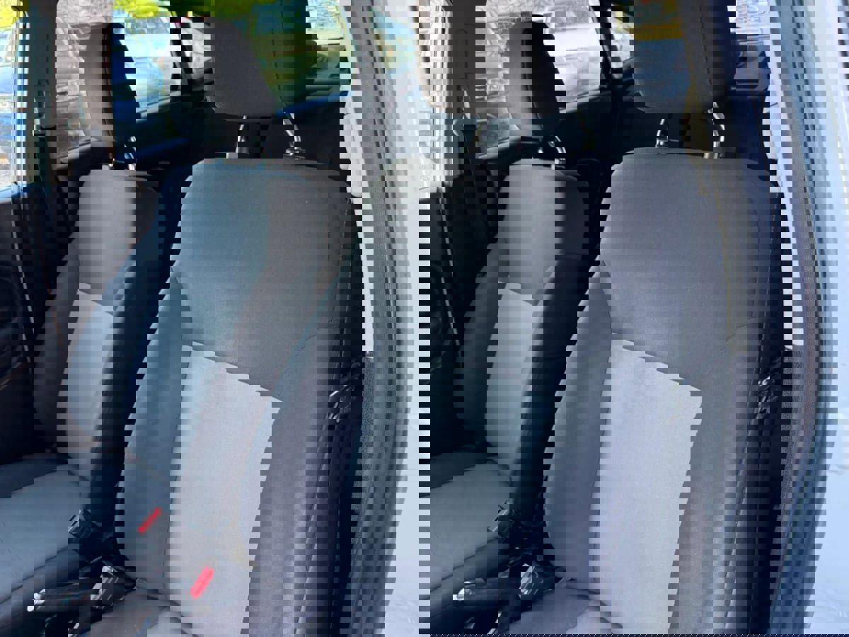 Used 2016 Ford Fiesta S FWD image 41