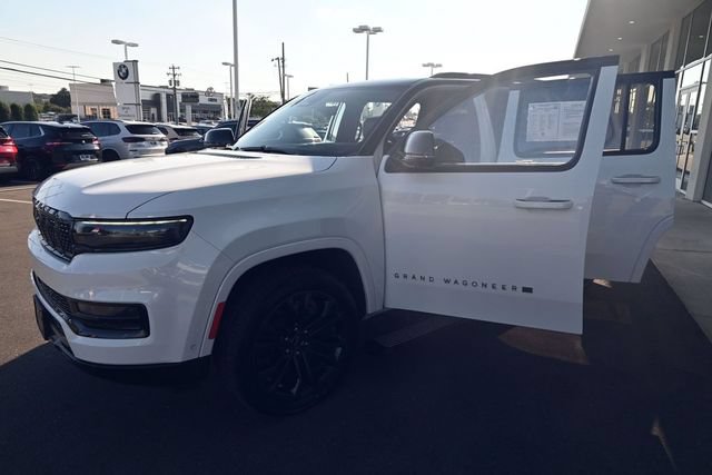 Used 2023 Jeep Grand Wagoneer Series II AWD/4WD image 43