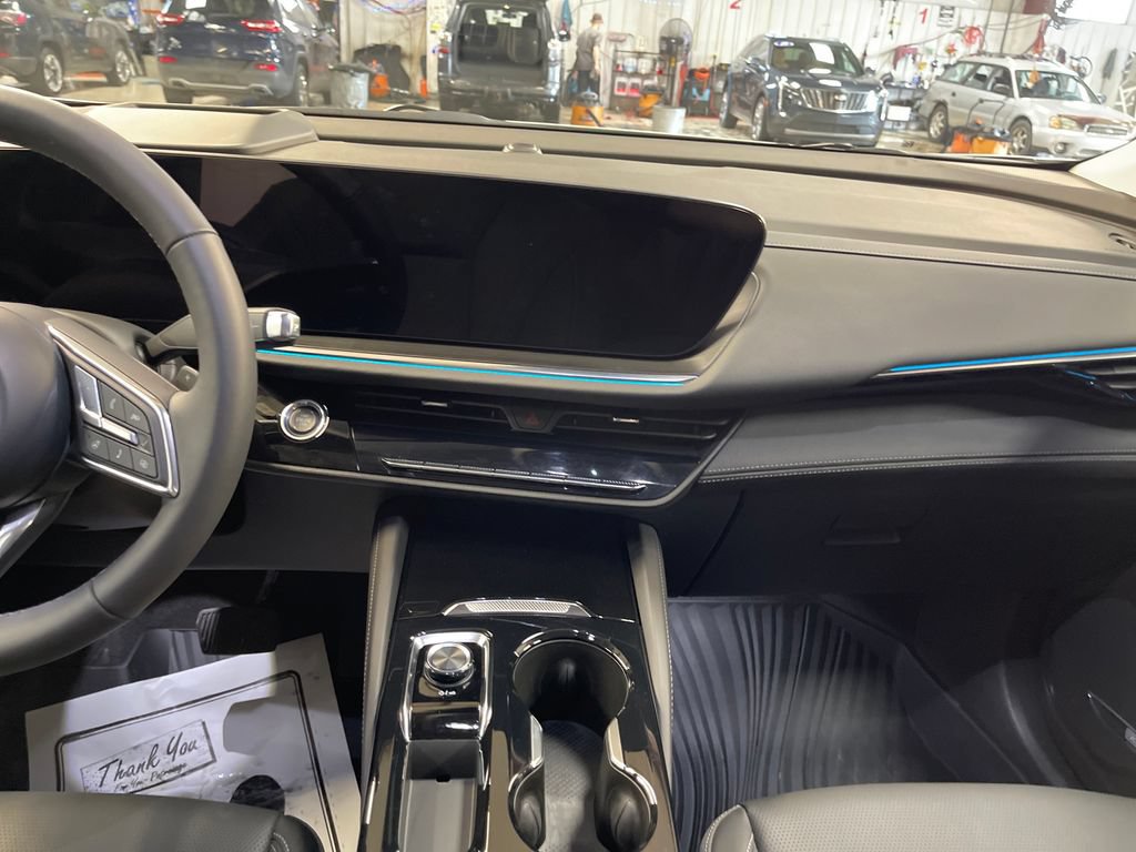 Used 2026 Buick Envision Preferred AWD/4WD image 19